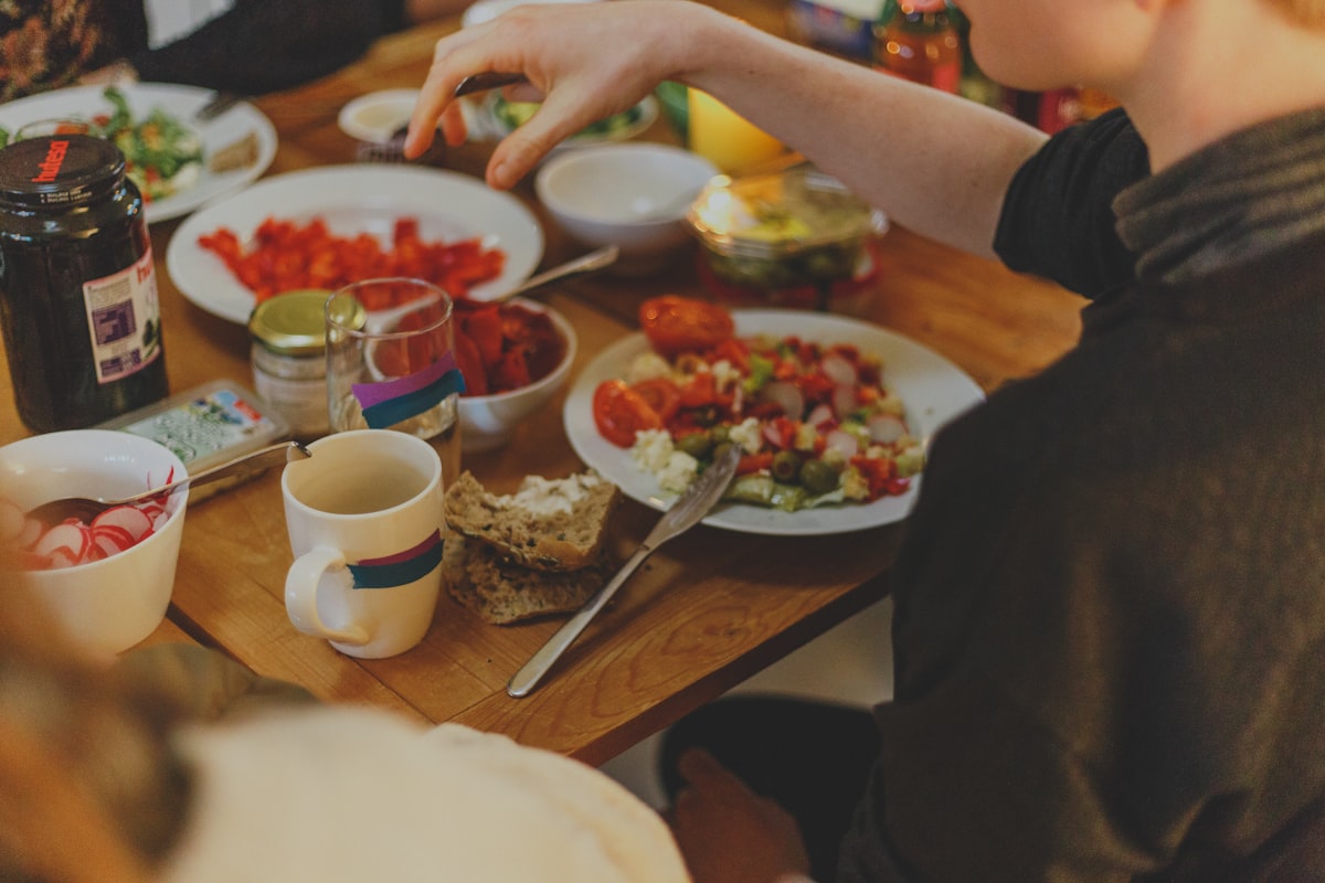 Man enjoying healthy nutrition